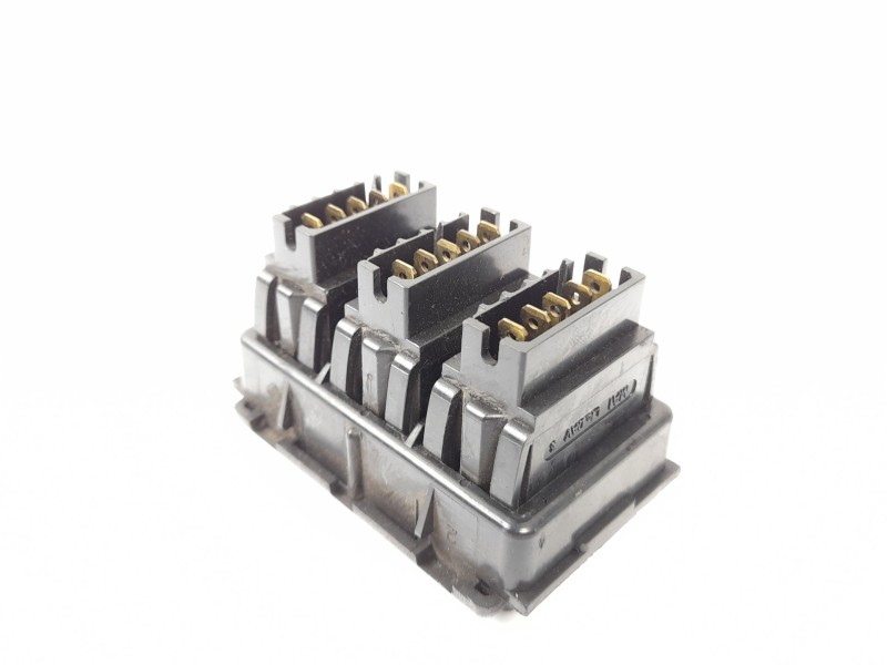 Recambio de mando elevalunas consola central para renault 9 1.4 referencia OEM IAM   