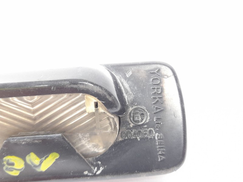 Recambio de piloto matricula para renault 9 1.4 referencia OEM IAM E9004060  