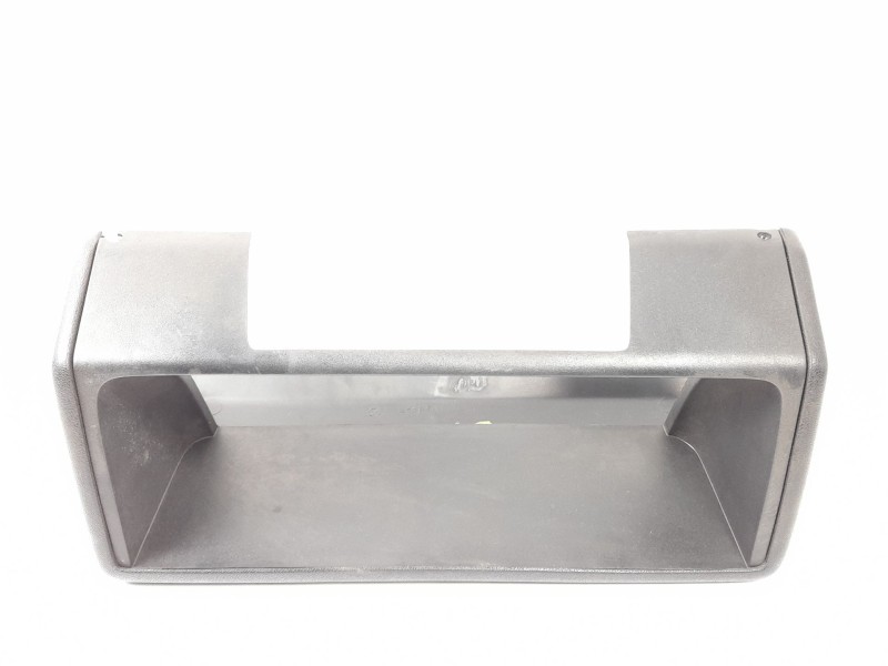 Recambio de molduras delanteras para renault 9 1.4 referencia OEM IAM   