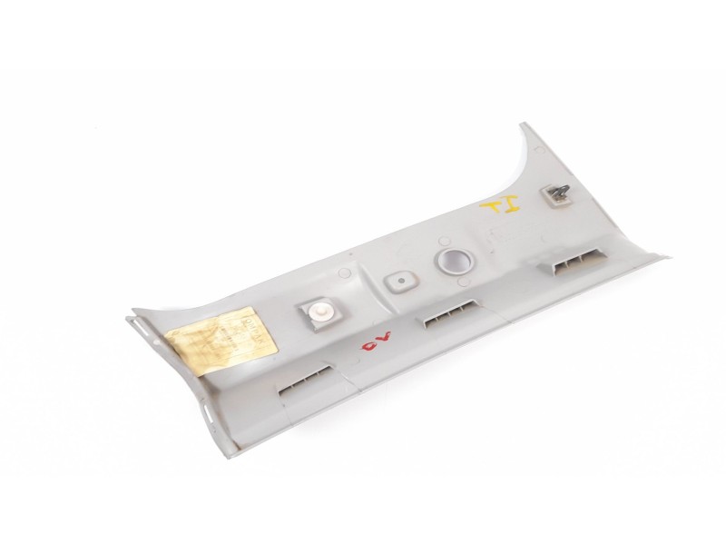 Recambio de moldura para peugeot bipper tepee basic stt 1.3 hdi referencia OEM IAM 1311371070  