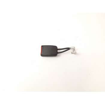 ENGANCHE CINTURON SEGURIDAD TRASERO DERECHO 3B0857740 