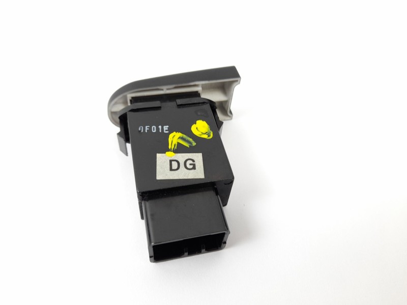 Recambio de interruptor para daewoo lanos i referencia OEM IAM 864W0210  