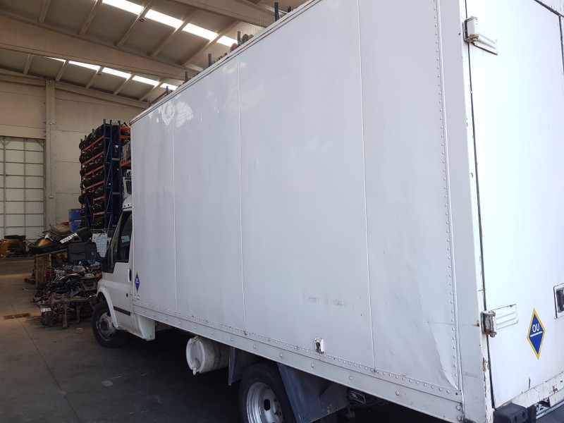 ford transit caja cerrada, media (fy) del año 2000