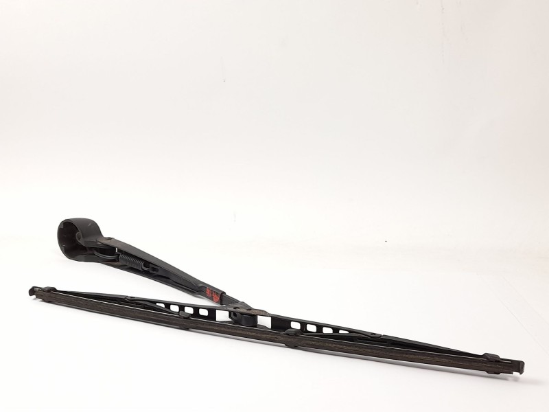 Recambio de brazo limpia trasero para audi a4 avant (b5) 1.9 tdi referencia OEM IAM 8D9955407  