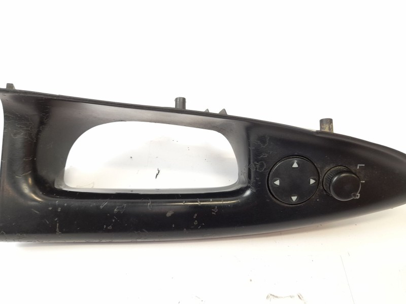 Recambio de mando retrovisor para audi a4 b5 (8d2) 1.9 tdi referencia OEM IAM 8D0839019  