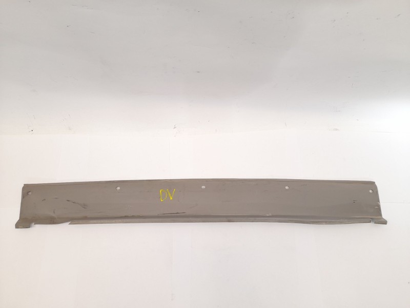 Recambio de moldura para nissan patrol iii/2 station wagon (w260) 2.8 d 4x4 referencia OEM IAM   