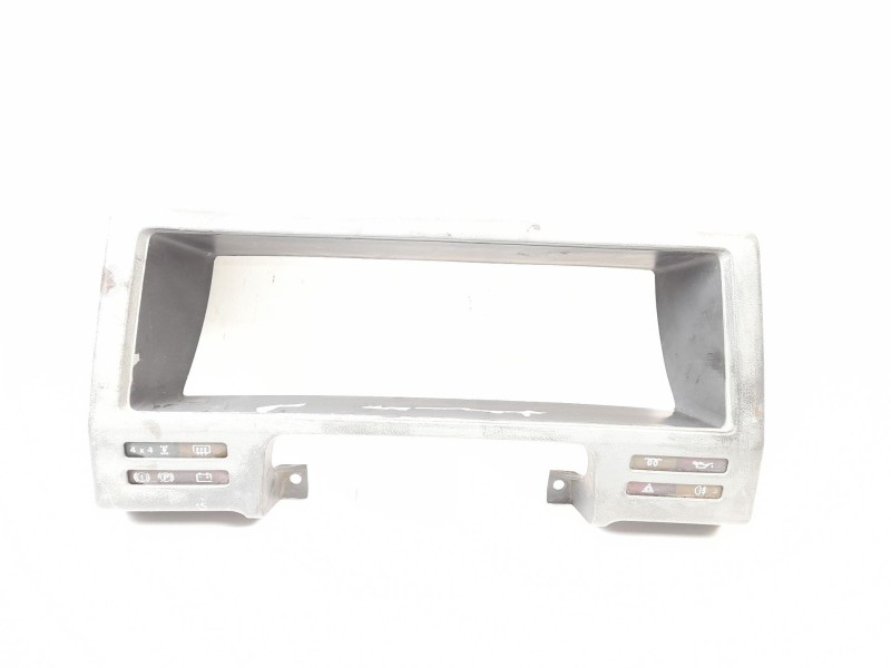 Recambio de moldura para nissan patrol iii/2 station wagon (w260) 2.8 d 4x4 referencia OEM IAM   