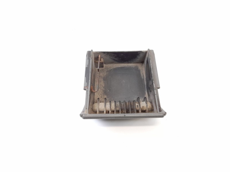 Recambio de cenicero para nissan patrol iii/2 station wagon (w260) 2.8 d 4x4 referencia OEM IAM   