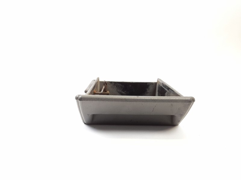 Recambio de cenicero para nissan patrol iii/2 station wagon (w260) 2.8 d 4x4 referencia OEM IAM   