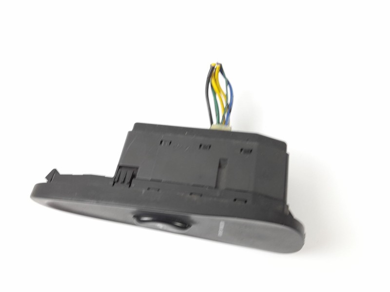 Recambio de mando elevalunas delantero derecho para hyundai coupe (j2) 2.0 16v referencia OEM IAM 9358027000  