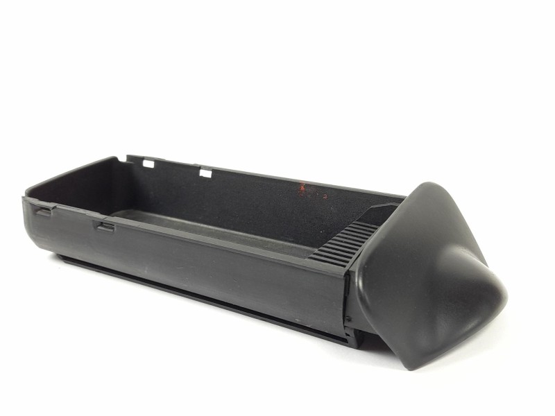 Recambio de cenicero para ford focus sedán (dfw) 1.8 tdci referencia OEM IAM   