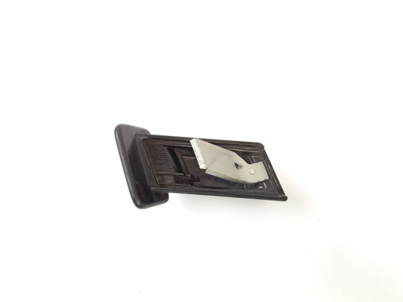 Recambio de cenicero para nissan pick up (d22) 2.5 d referencia OEM IAM 68800VJ200  