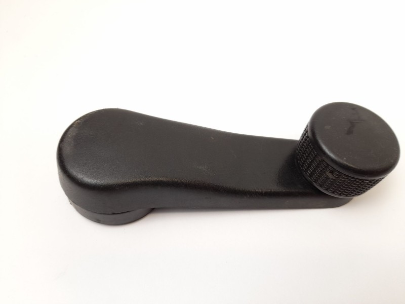 Recambio de maneta elevalunas trasera izquierda para volkswagen golf iii (1h1) 1.9 tdi referencia OEM IAM 1H0837581B  
