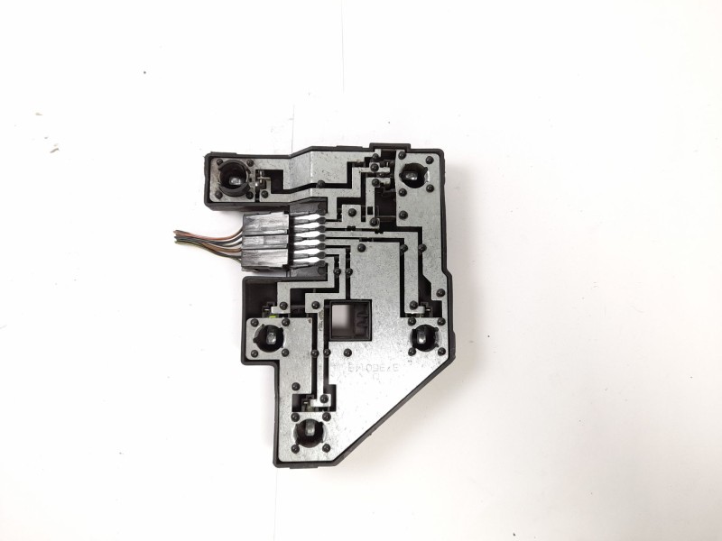 Recambio de portalamparas para opel vectra b (j96) 2.0 dti 16v (f19) referencia OEM IAM 90568049  