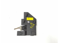 Recambio de portalamparas para opel vectra b (j96) 2.0 dti 16v (f19) referencia OEM IAM 90568049   2