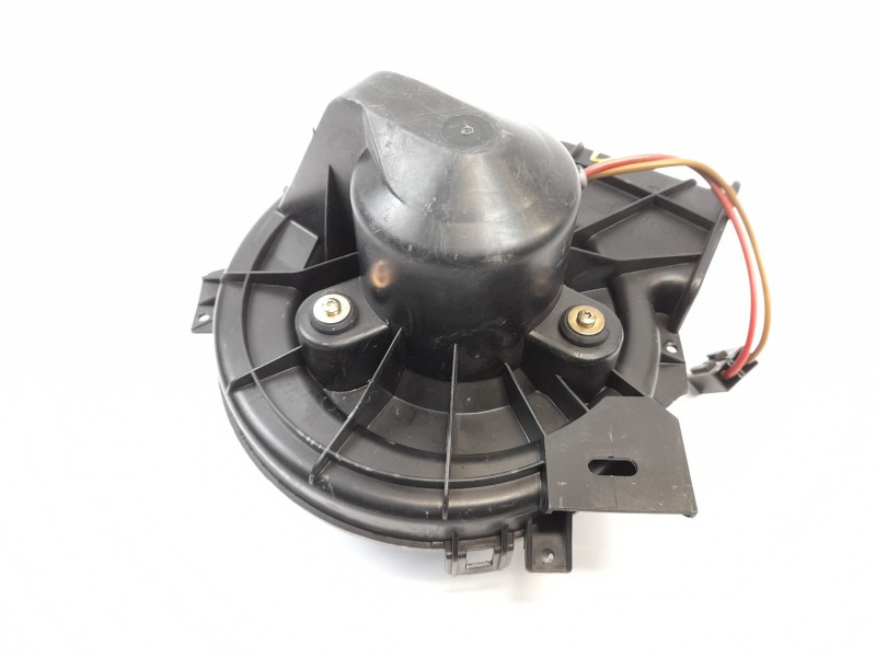 Recambio de ventilador calefaccion para opel combo (corsa c) cargo referencia OEM IAM 006457P  