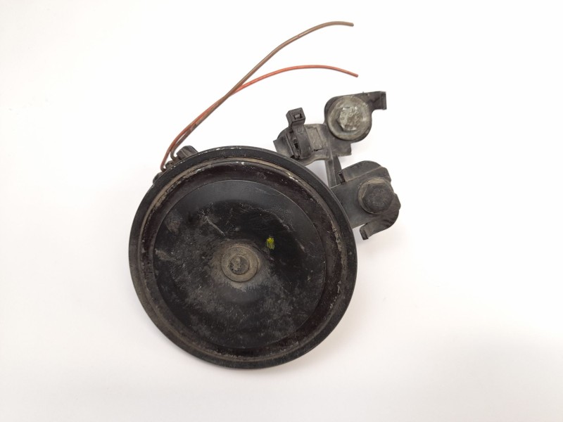Recambio de claxon para opel combo (corsa c) cargo referencia OEM IAM 002952  