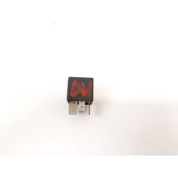 RELE 7M0951253A V23136J6X45 95VW10K705CA