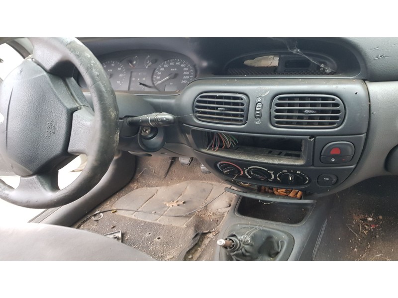 renault megane i (ba0/1_) del año 1996