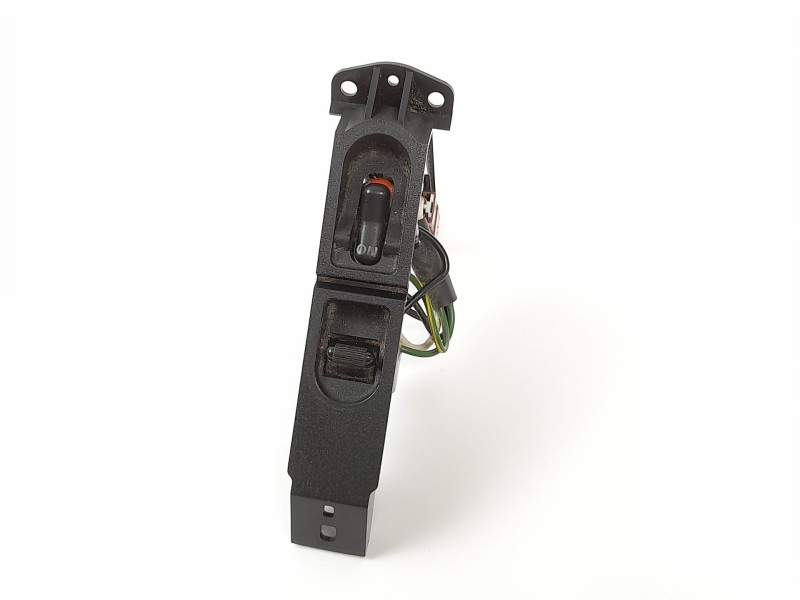 Recambio de mando elevalunas delantero izquierdo para rover serie 45 (rt) 2.0 idt referencia OEM IAM 53691  