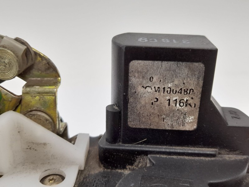 Recambio de cerradura puerta trasera derecha para rover serie 45 (rt) 2.0 idt referencia OEM IAM FQM100480  