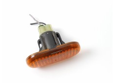 Recambio de piloto lateral derecho para renault clio ii fase i (b/cbo) 1.2 referencia OEM IAM 7700822136   2