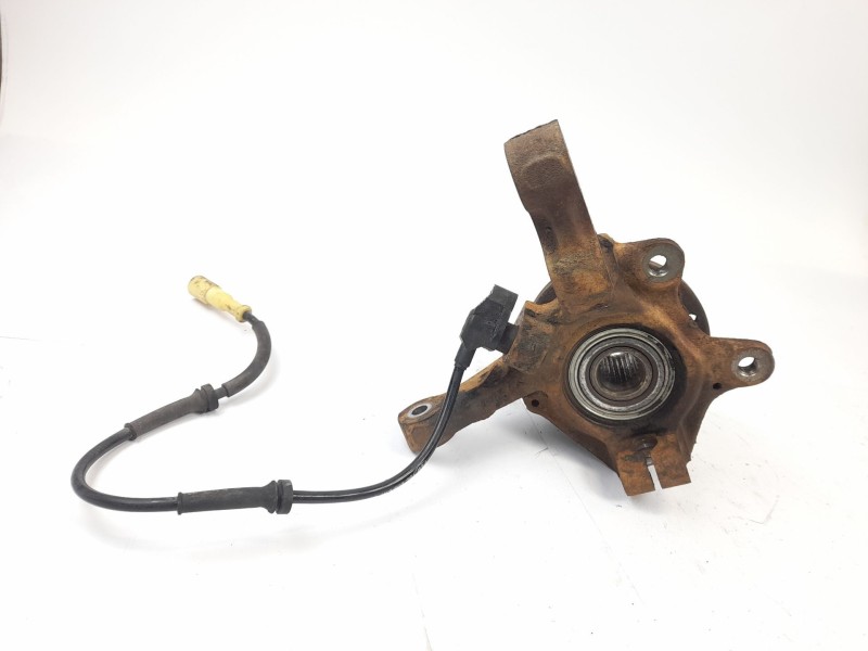 Recambio de mangueta delantera izquierda para renault clio ii fase i (b/cbo) 1.2 referencia OEM IAM   