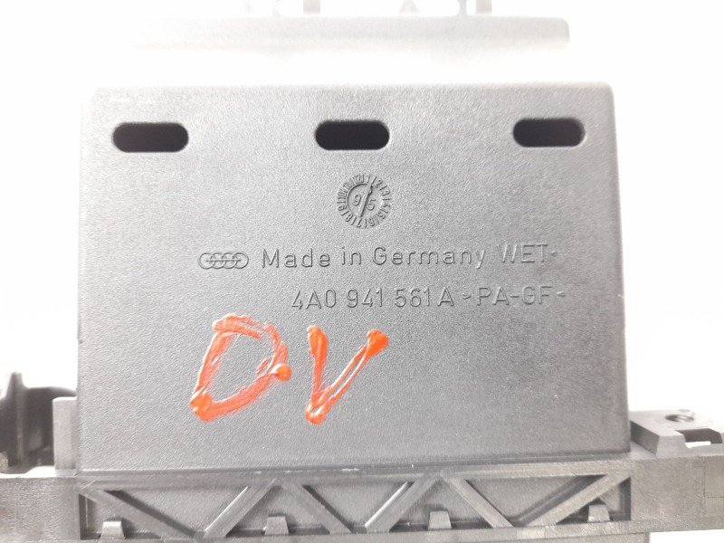 Recambio de guantera para audi a6 berlina (c4) 2.3 referencia OEM IAM 4A0941561A  