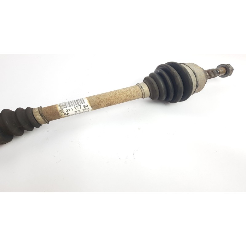 Recambio de transmision delantera izquierda para citroen c4 coupe 1.6 hdi cat (9hy / dv6ted4) referencia OEM IAM 9637117780  