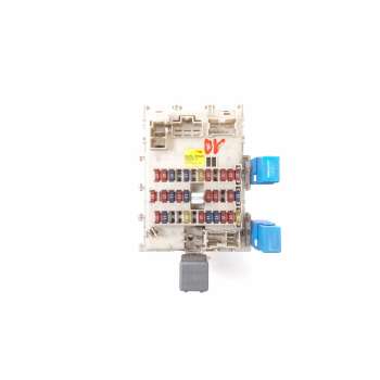 CAJA RELES / FUSIBLES 243505M300 