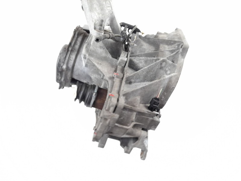 Recambio de caja cambios para ford focus sedán (dfw) 1.6 16v referencia OEM IAM XS4R7002  