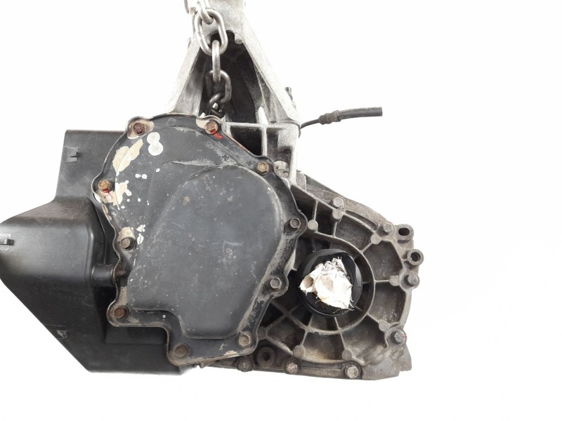 Recambio de caja cambios para ford focus sedán (dfw) 1.6 16v referencia OEM IAM XS4R7002  