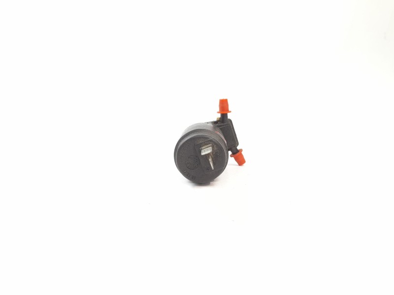 Recambio de bomba limpia para fiat punto berlina (188) 1.2 16v referencia OEM IAM B805  