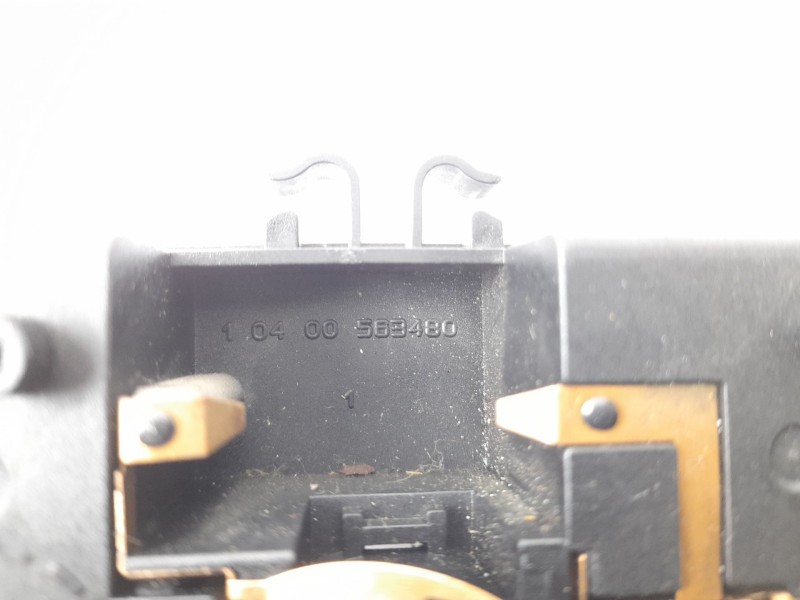 Recambio de mando volante para fiat punto berlina (188) 1.2 16v referencia OEM IAM 10400563480  
