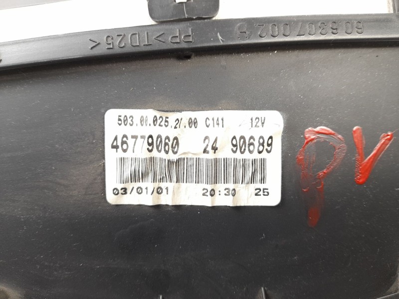 Recambio de cuadro instrumentos para fiat punto berlina (188) 1.2 16v referencia OEM IAM 606307002 46779060 
