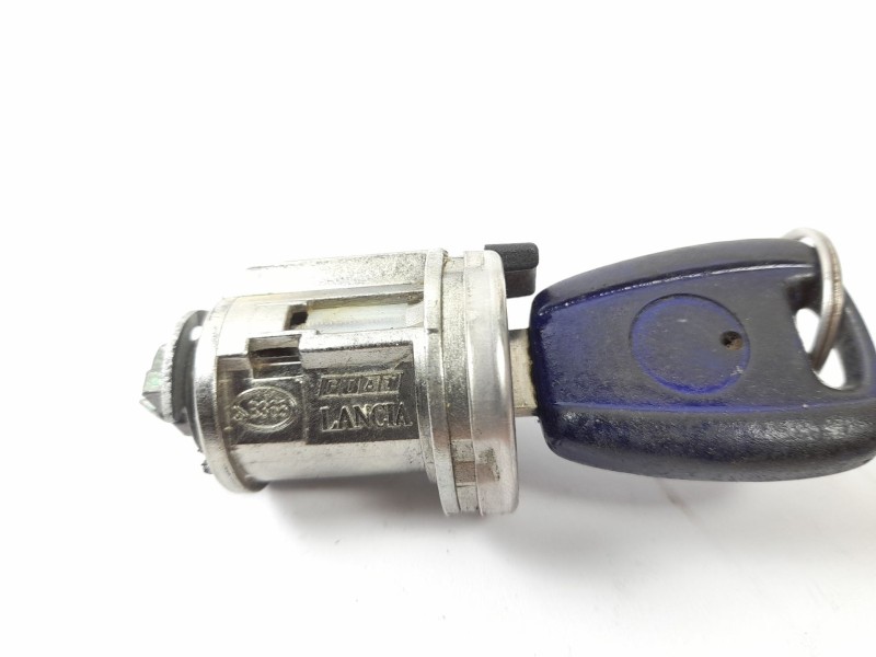 Recambio de conmutador de arranque para fiat punto berlina (188) 1.2 16v referencia OEM IAM B365  