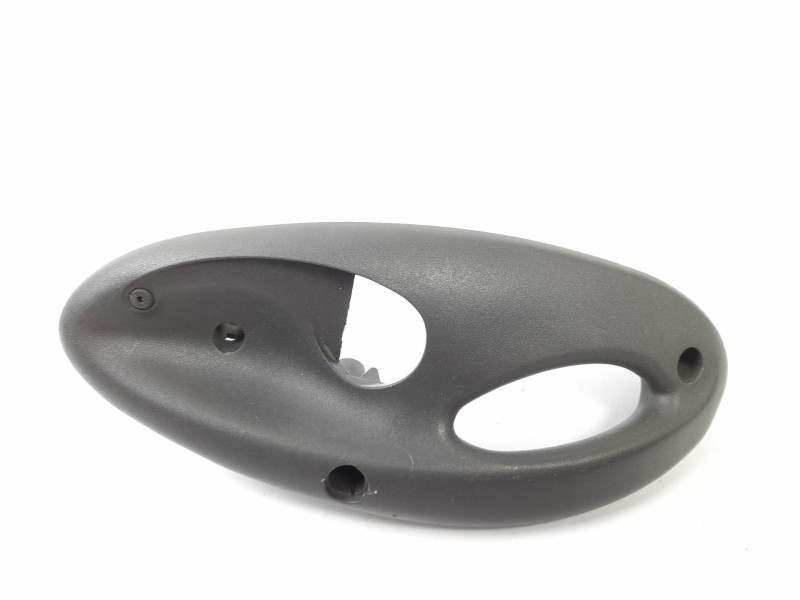 Recambio de moldura para fiat punto berlina (188) 1.2 16v referencia OEM IAM A739  