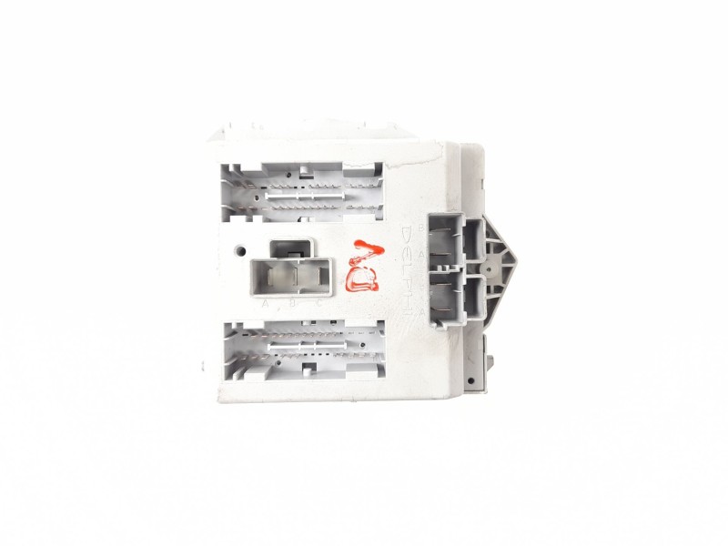 Recambio de caja reles / fusibles para fiat punto berlina (188) 1.2 16v referencia OEM IAM 46760255 A653 