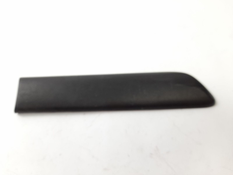 Recambio de moldura para fiat punto berlina (188) 1.2 16v referencia OEM IAM A642  