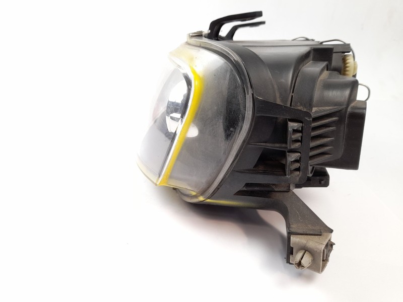 Recambio de faro izquierdo para fiat punto berlina (188) 1.2 16v referencia OEM IAM 89101051  