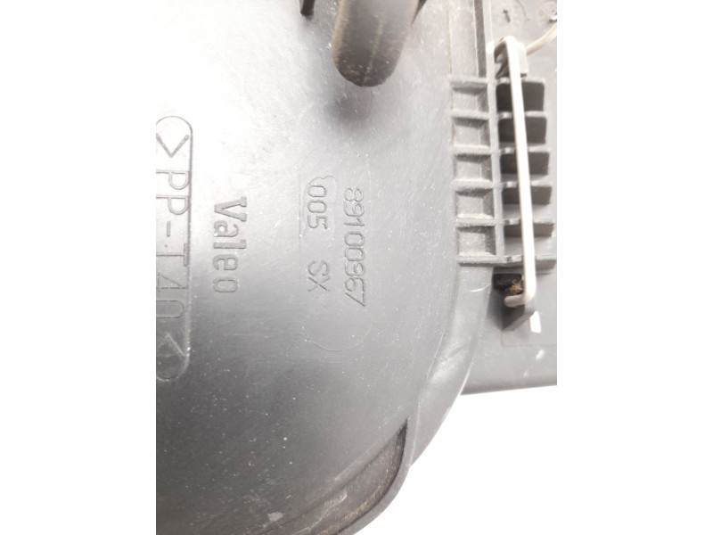 Recambio de faro izquierdo para fiat punto berlina (188) 1.2 16v referencia OEM IAM 89101051  