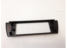 Recambio de moldura para audi a6 berlina (c4) 2.3 referencia OEM IAM 4A0820325B   2