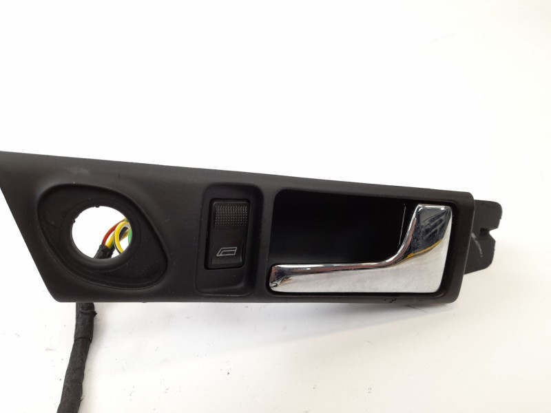 Recambio de maneta interior trasera derecha para audi a6 berlina (c4) 2.3 referencia OEM IAM 4A0839020A  
