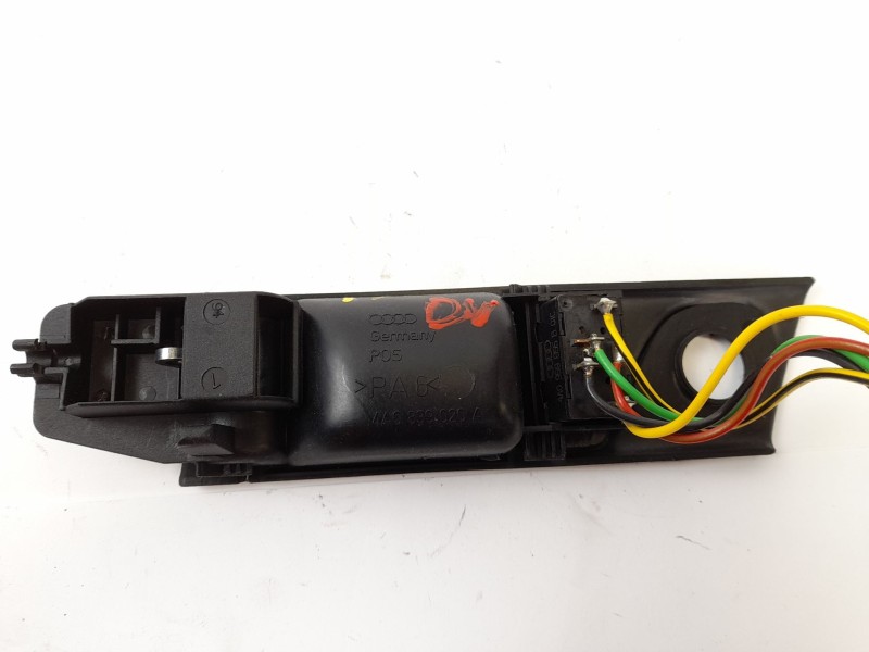Recambio de maneta interior trasera derecha para audi a6 berlina (c4) 2.3 referencia OEM IAM 4A0839020A  