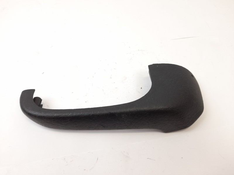 Recambio de moldura para audi a6 berlina (c4) 2.3 referencia OEM IAM 4A0867195  