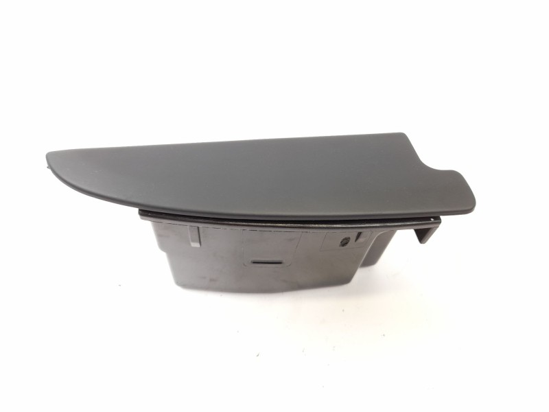 Recambio de cenicero para audi a6 berlina (c4) 2.3 referencia OEM IAM   