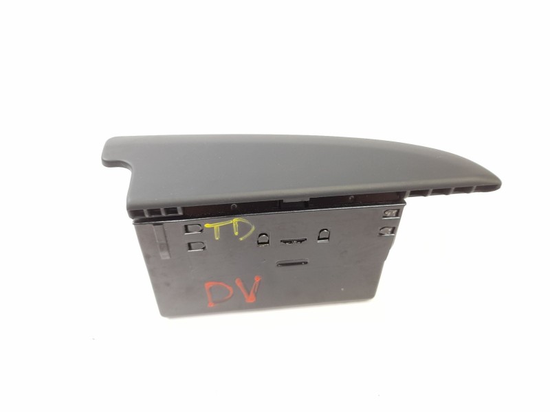 Recambio de cenicero para audi a6 berlina (c4) 2.3 referencia OEM IAM   