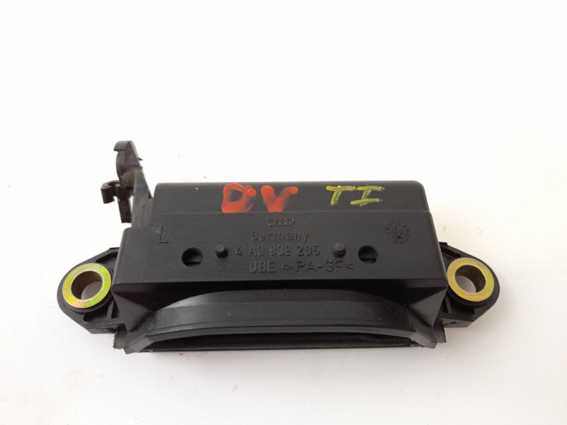 Recambio de maneta exterior trasera izquierda para audi a6 berlina (c4) 2.3 referencia OEM IAM 4A0839205  