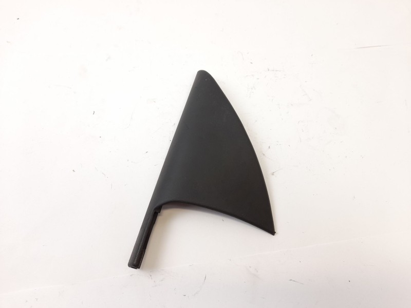 Recambio de moldura para audi a6 berlina (c4) 2.3 referencia OEM IAM 4A0857505  