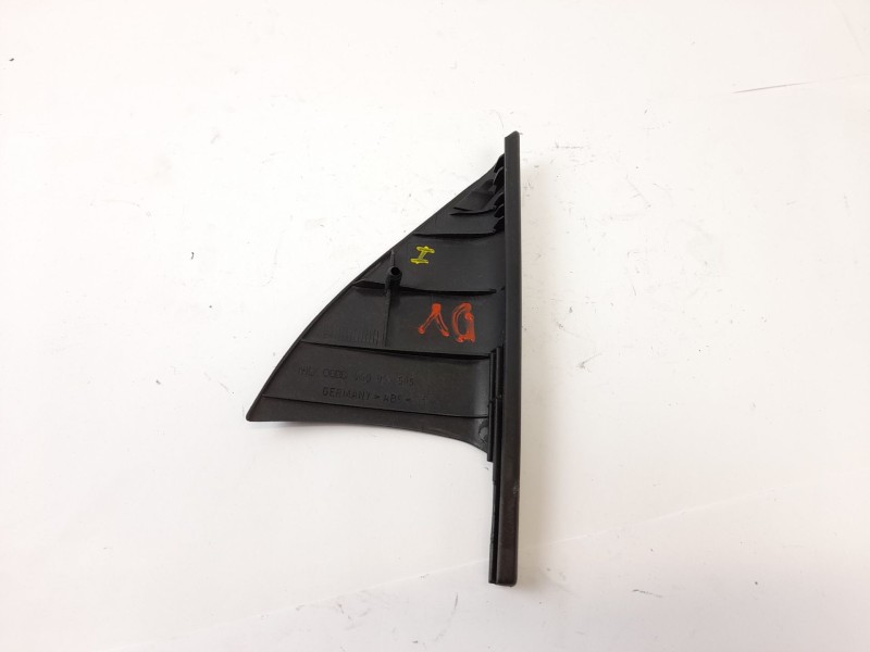 Recambio de moldura para audi a6 berlina (c4) 2.3 referencia OEM IAM 4A0857505  